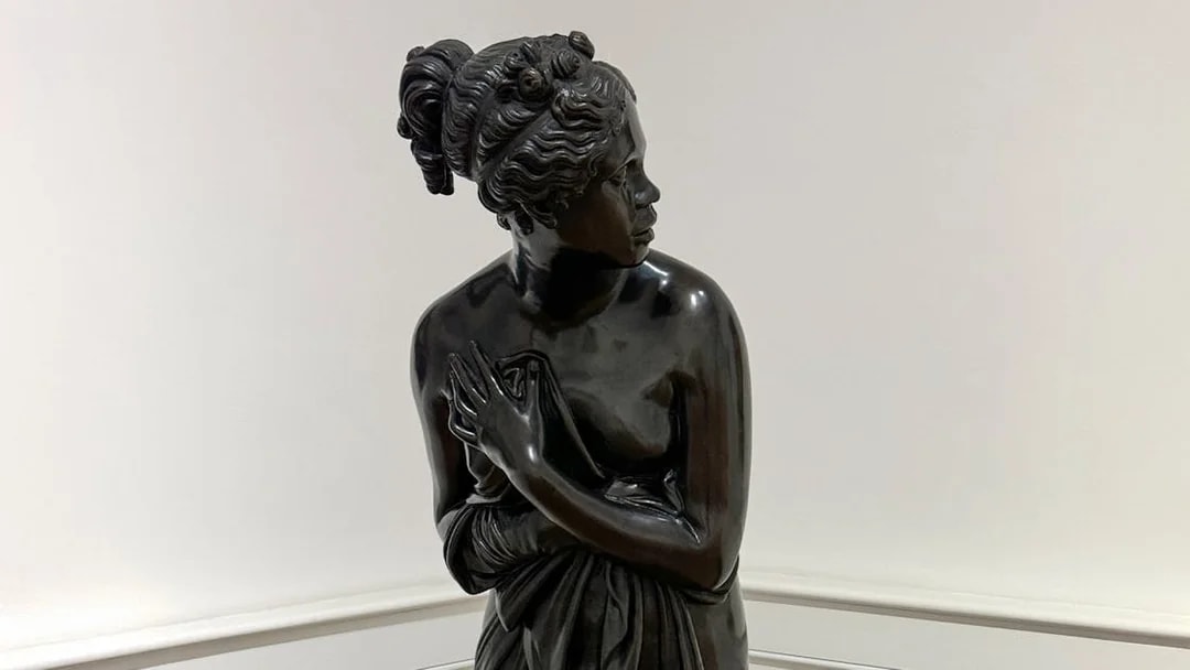 Sculpture of a woman inside Galleria Arte Moderna Nazionale.