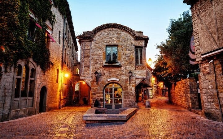 Ghosts of Medieval Carcassonne: Self-Guided City Exploration Game Image 7