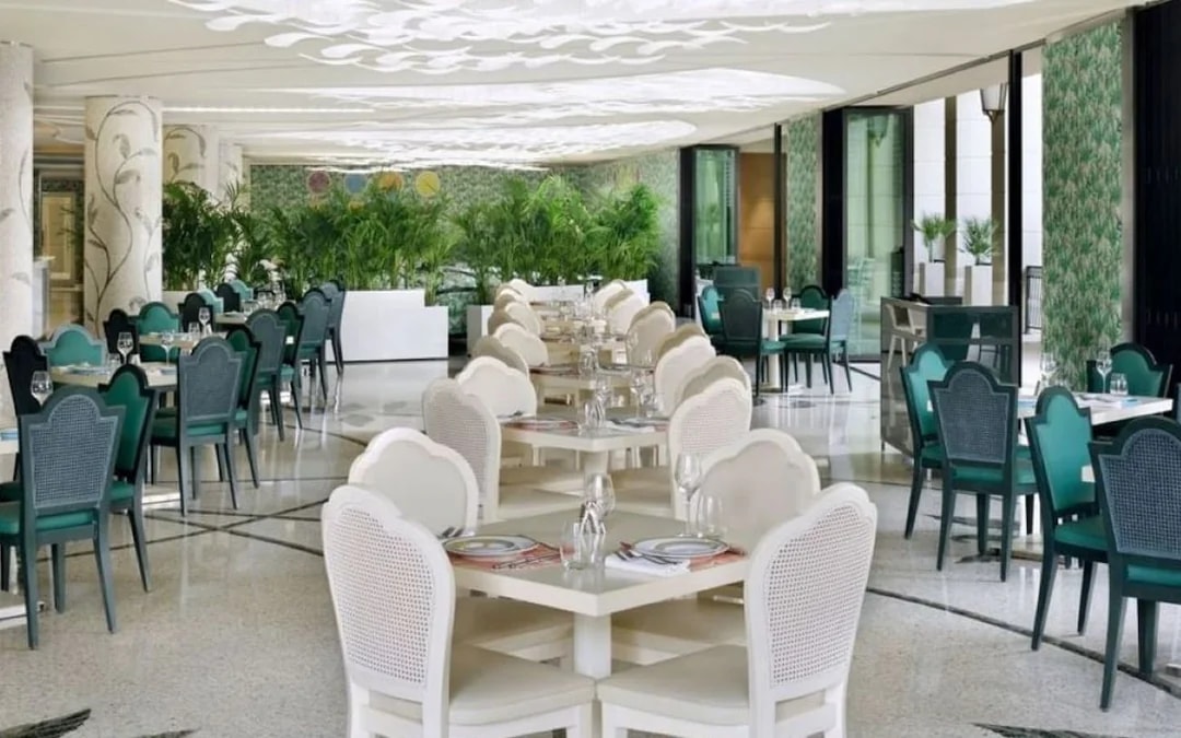 Giardino Ocean Feast Seafood Dinner Buffet at Versace-Inspired Restaurant Image 4