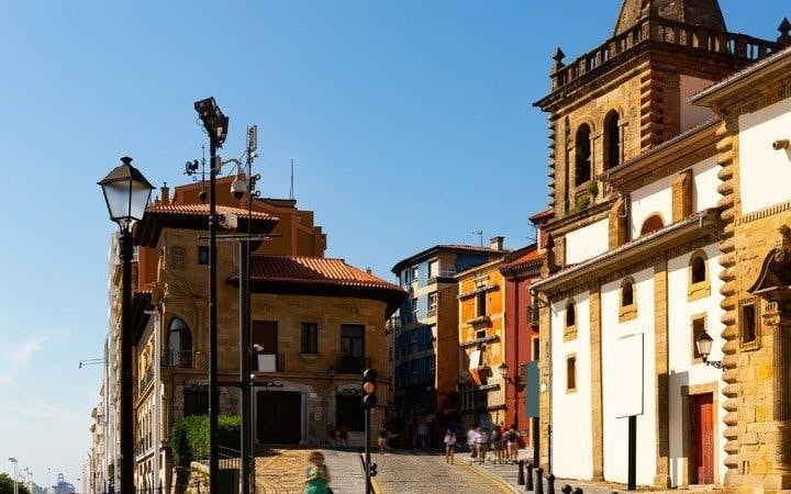 Gijón Self-Guided Walking Tour on Mobile App Image 2