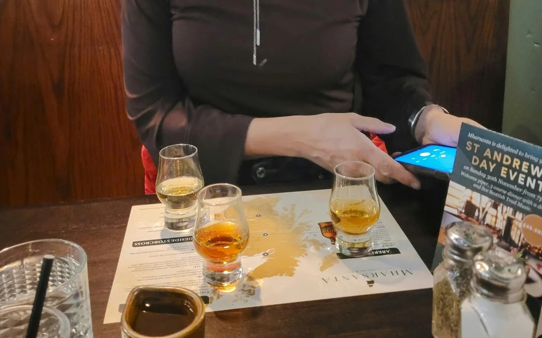 Glasgow Evening Walk with Whisky Tasting Image 2