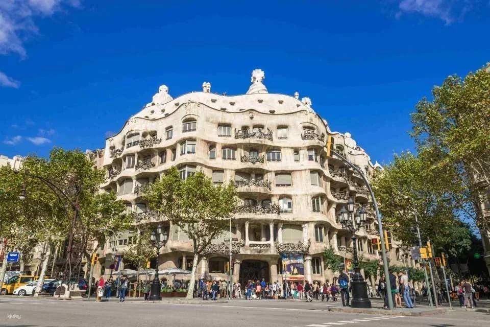 Go City |  Barcelona All-Inclusive Pass