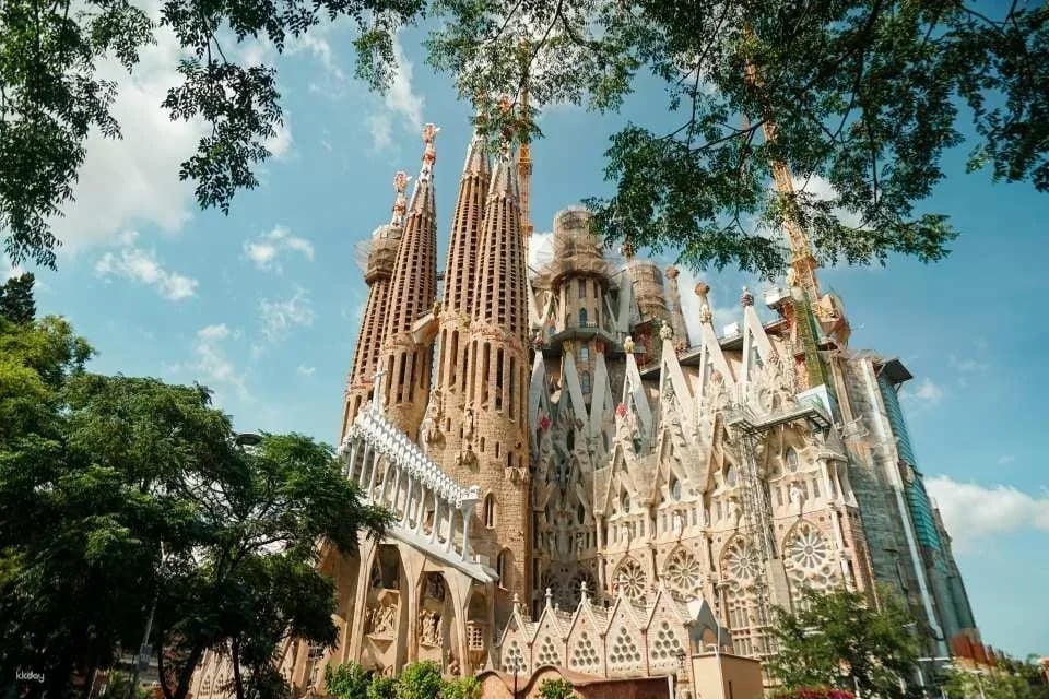 Go City |  Barcelona All-Inclusive Pass