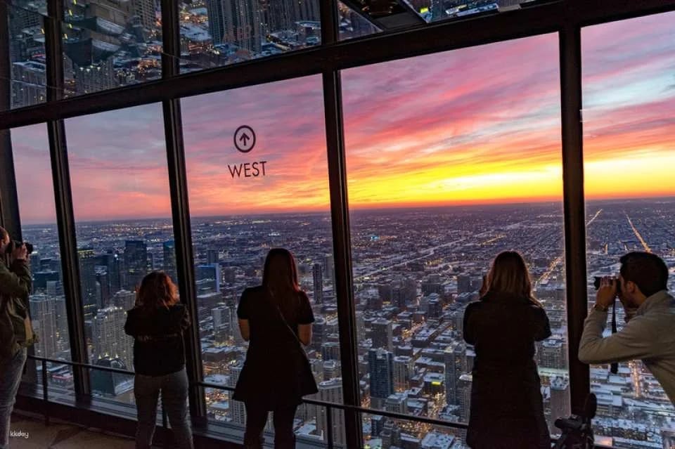Go City | Chicago Explorer Pass (Optional Attractions)