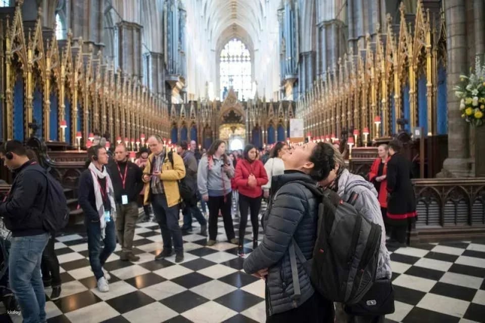 Go City | London Explorer Pass (Includes The Shard, Tower of London & 90+ Things to Do)