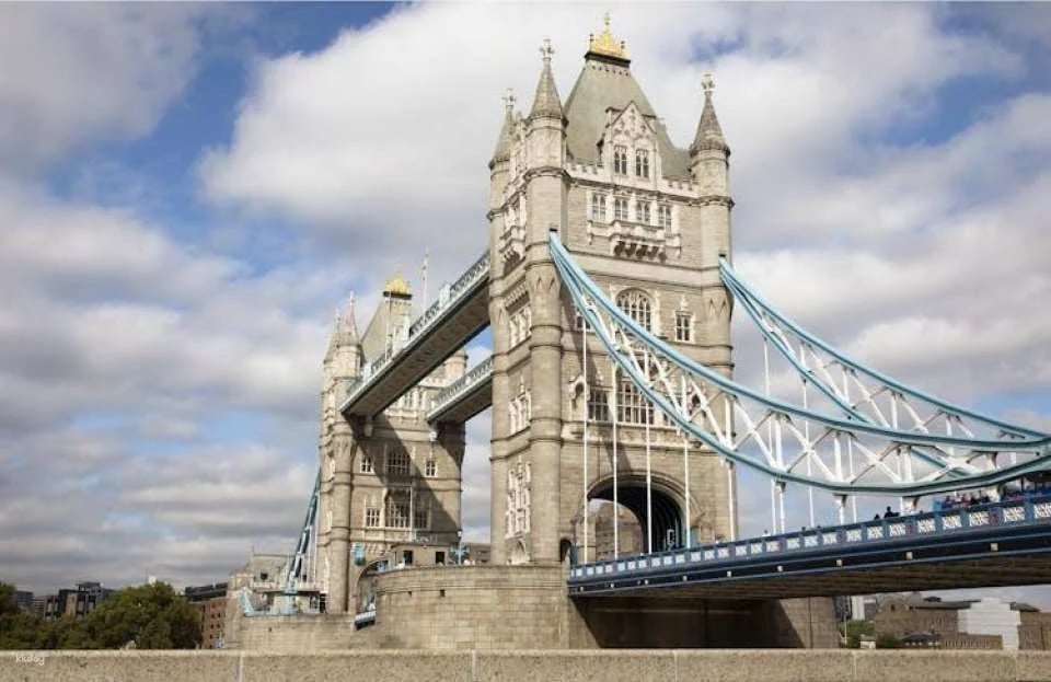 Go City | London Explorer Pass
