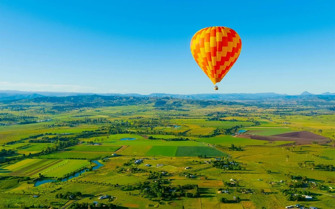 Gold Coast Hot Air Balloon Ride with Sparkling Wine & Hotel Transfers  Image 6