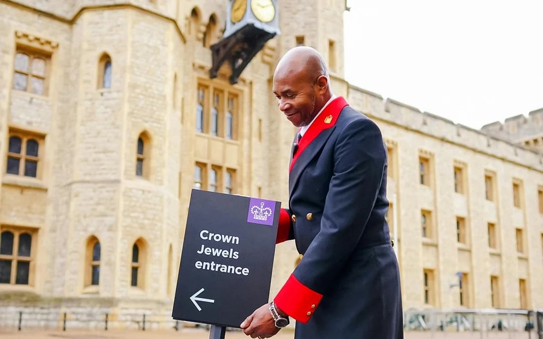 Golden Pass London: Choose from 10+ Attractions Image 4