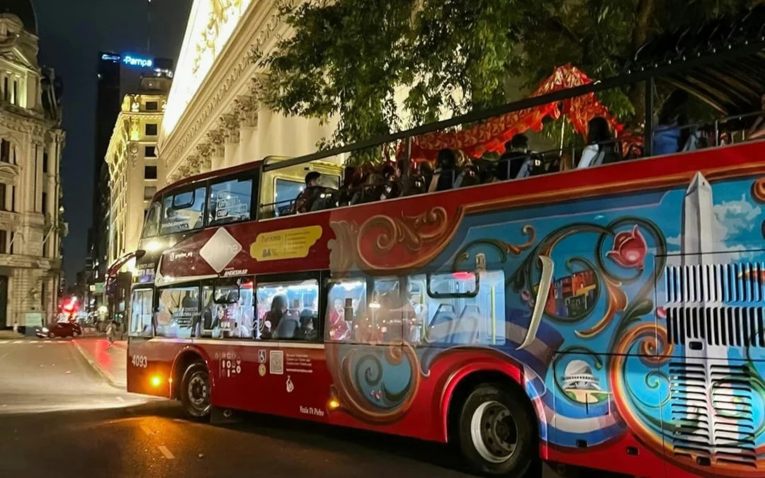 Gray Line: Buenos Aires Myths & Legends Night Bus Tour Image 3