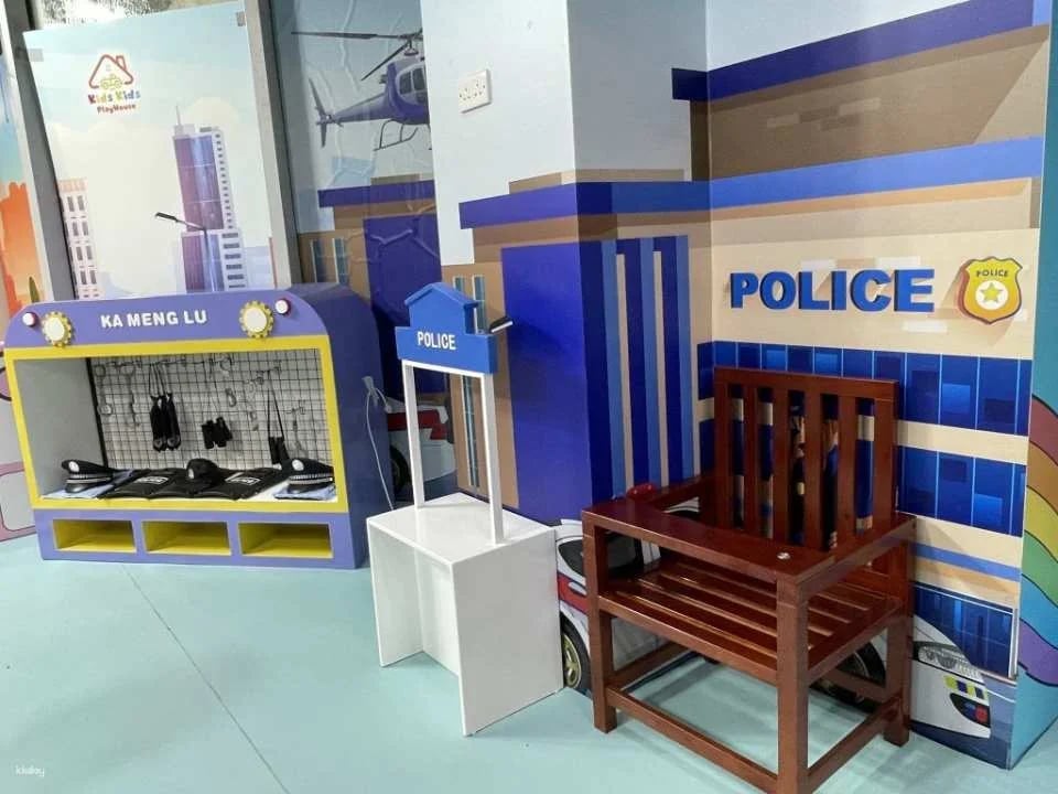 [Great Family Spots in Kowloon Bay] Kids Kids Playhouse | Newly built 7,000 sq ft indoor children's tram depot | Architecture school, maintenance bus station, role-playing firefighter experience | AR motion games | Children's playground | Kowloon Bay Mega box (9th floor)