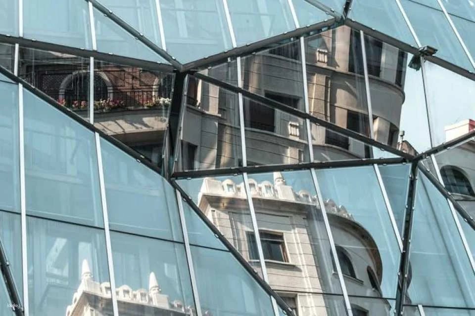Guggenheim Museum Bilbao entrance ticket and in-app audio tour