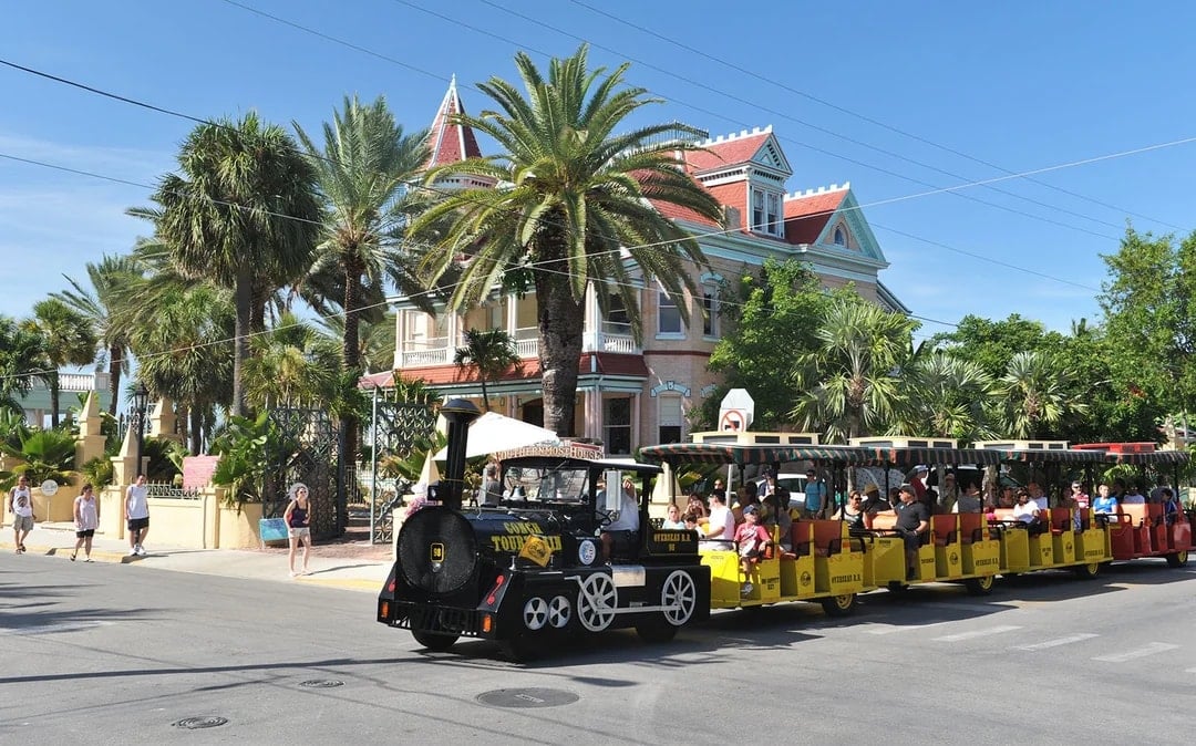 Guided Conch Tour Train in Key West Image 1