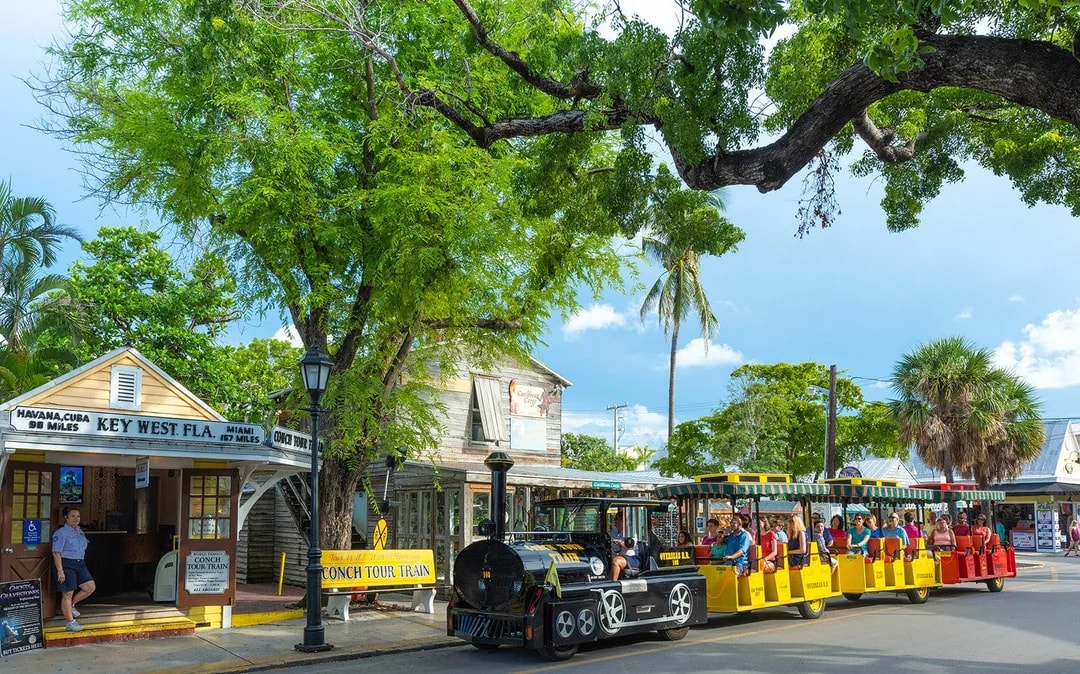 Guided Conch Tour Train in Key West Image 7
