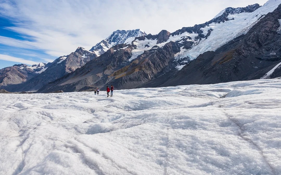 Guided Heli-Hike Tour on Tasman Glacier Image 5
