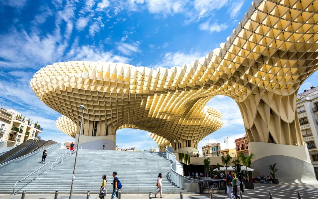 Guided Monumental Walking Tour in Seville Image 4