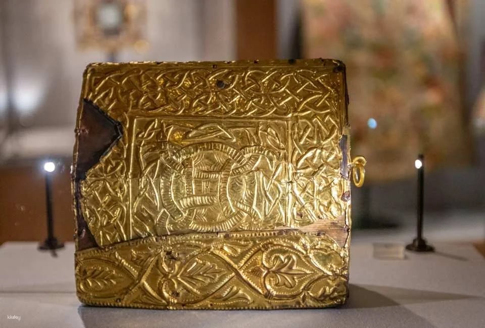 Guided tour Cathedral Treasury Museum Chur public