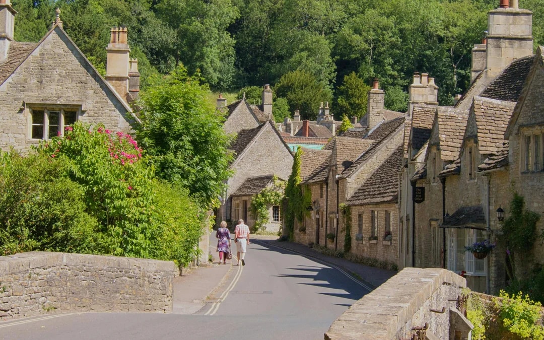 Guided Tour of Cotswolds and Stonehenge with Optional Lunch Image 7