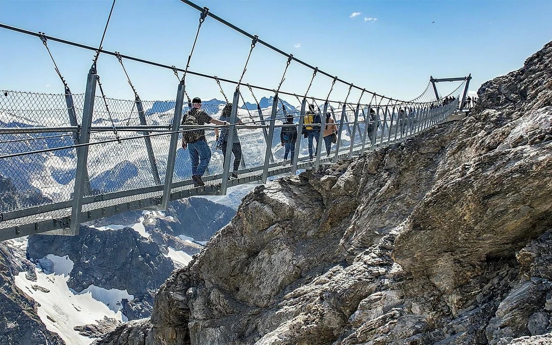 Guided Tour of Engelberg, TrĂĽbsee, and Mt.Titlis from Lucerne with Cheese Tastings