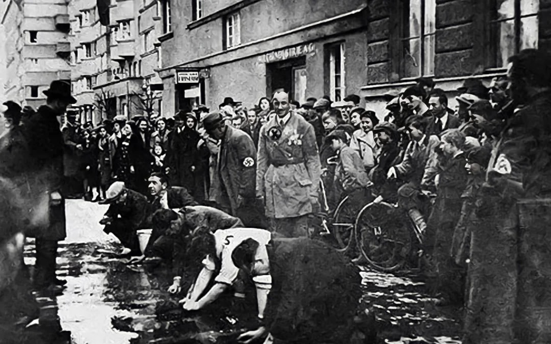 Guided Walking Tour Through Historical Vienna Image 6