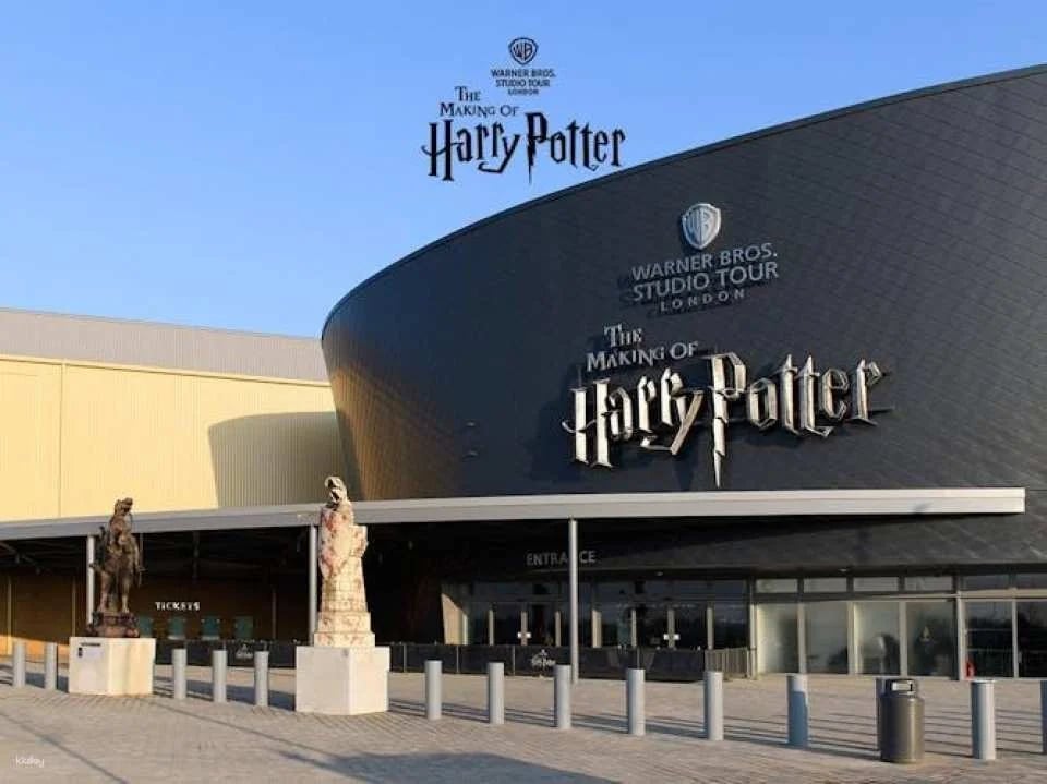 Guided Warner Bros. Studio Tour London – The Making of Harry Potter