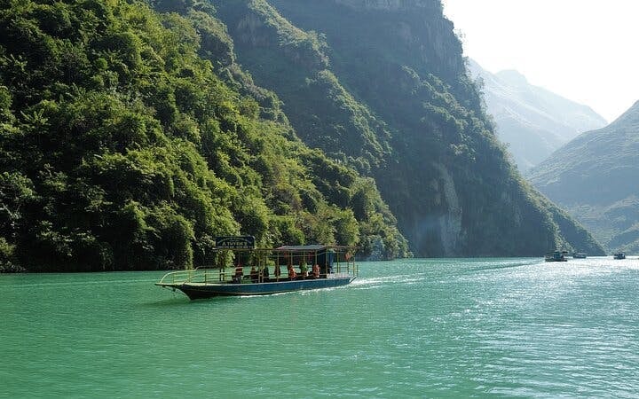Ha Giang Motorbike Loop Guided Tour with Easy Rider, Local Homestay Stays, and All Meals Included Image 6