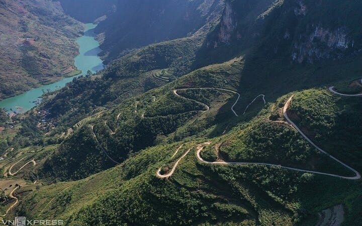 Ha Giang Motorbike Loop Guided Tour with Easy Rider, Local Homestay Stays, and All Meals Included Image 7