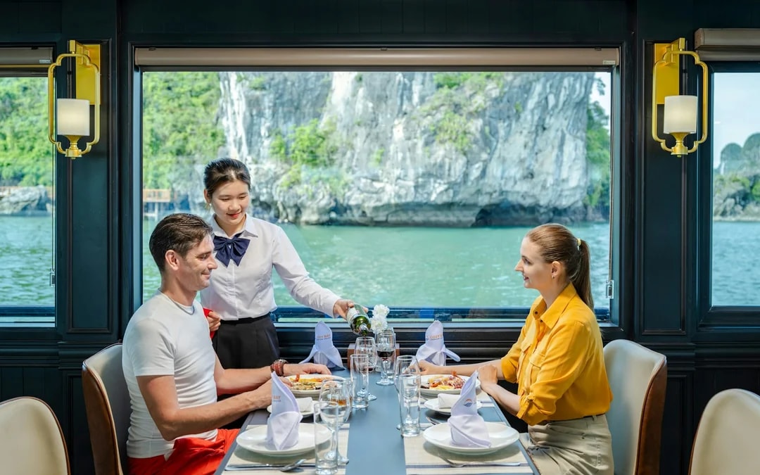 Ha Long Bay Day Cruise: Surprising Cave and Titop Island with Buffet Lunch Image 7