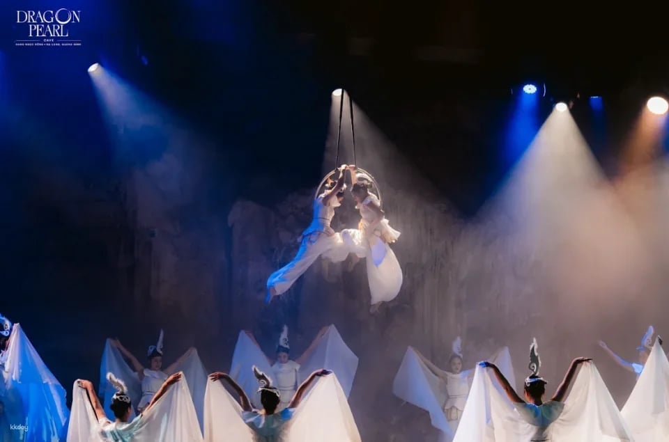 Ha Long Bay, Northern Vietnam | Dragon Soars Over Bi Zhu Cave (Pearl Cave) | Immersive Live Performance & Exquisite Culinary Feast