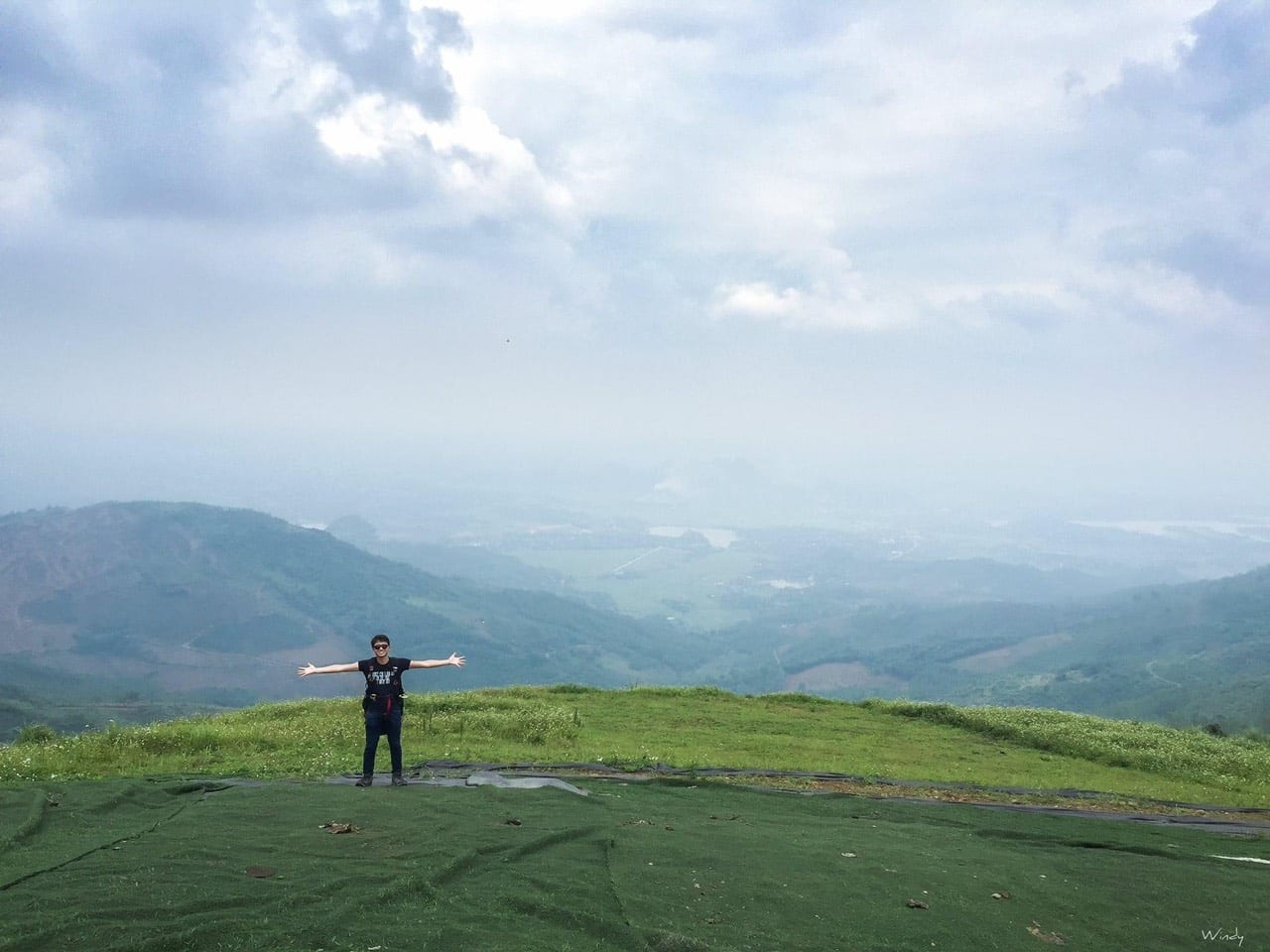 Ha Noi Sky Tour: Paragliding