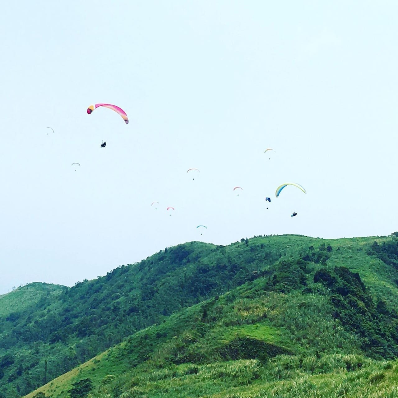 Ha Noi Sky Tour: Paragliding