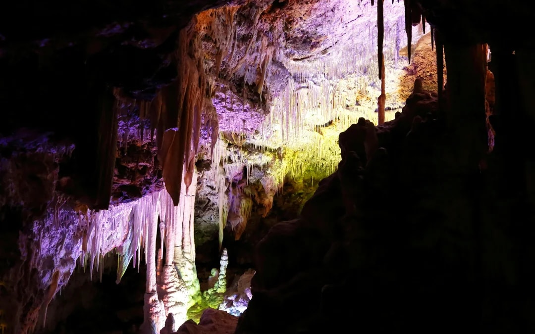Hams' Caves with Optional Transfers Image 7