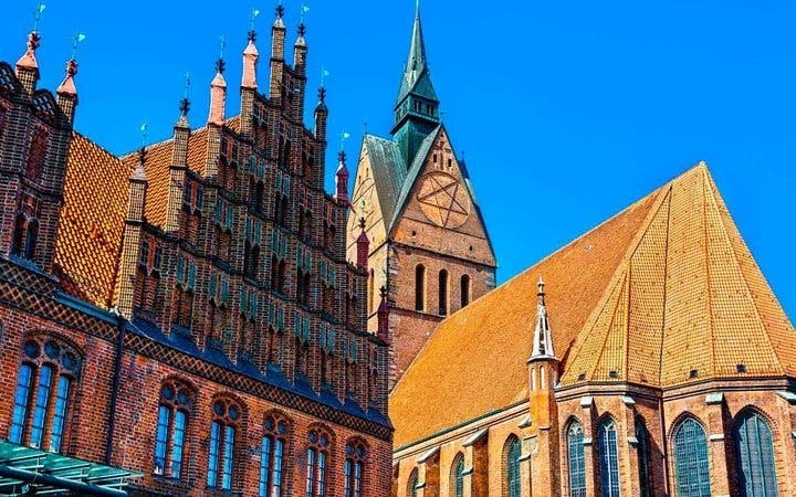 Hannover Self-Guided Walking Tour on Mobile App Image 4