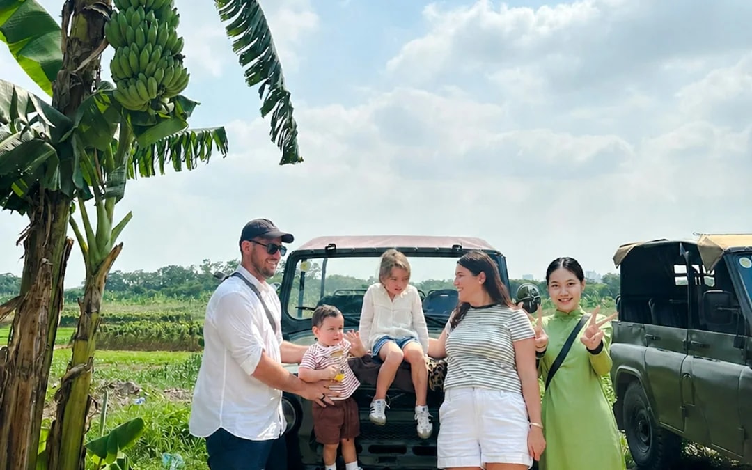 Hanoi Guided Jeep City Tour with Train Street, French Quarter and Red River Communities Image 5