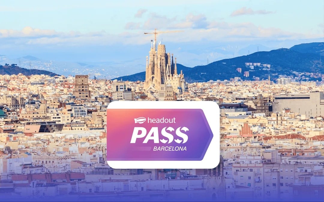 Barcelona Pass: Sagrada Familia, Park Güell, Casa Batllo + Unlimited Public Transport & more