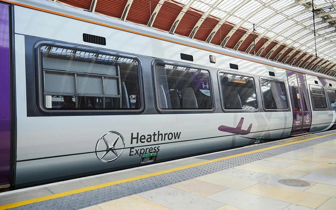 Heathrow Express with Advance Booking Discount: One-Way Train Transfers between Heathrow Airport & London Paddington Image 6