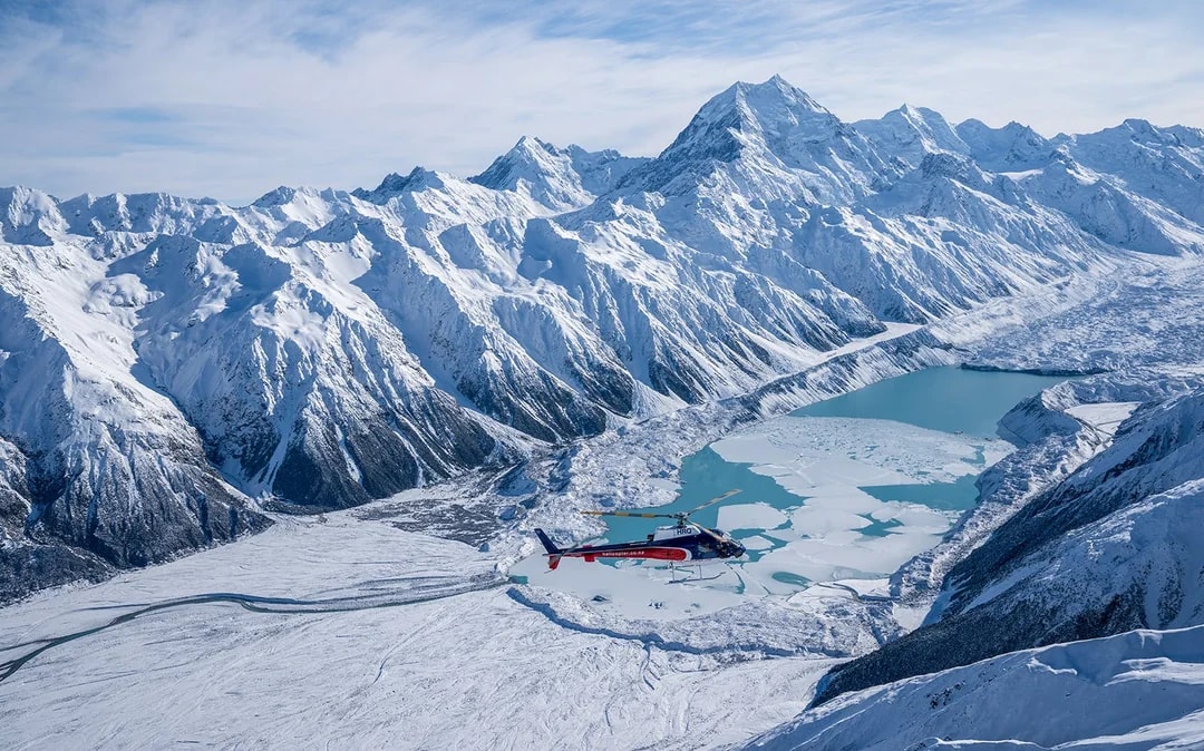 Helicopter Tour of Mount Cook with Alpine Landing Image 10