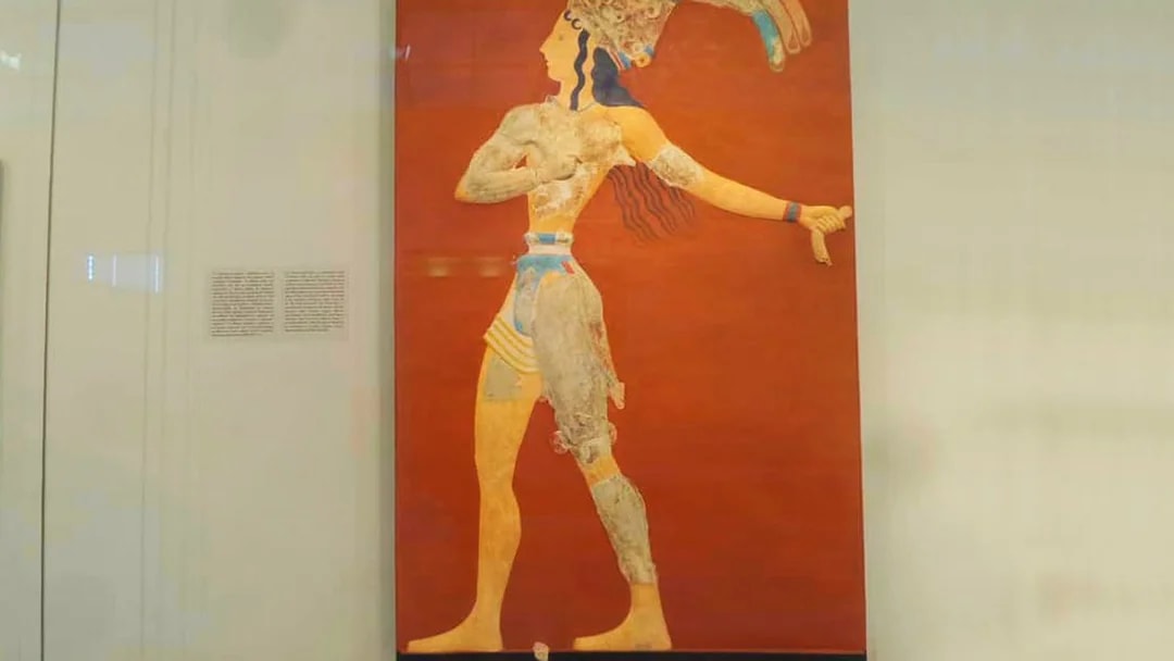 Fresco of a Minoan figure at Heraklion Archaeological Museum.