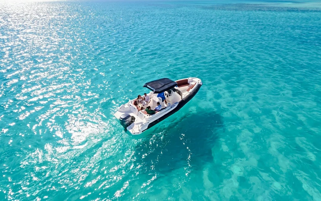 High-Speed Sea Taxi Tour to Orange Bay or Magawish with Round-Trip Hotel Transfers Image 9