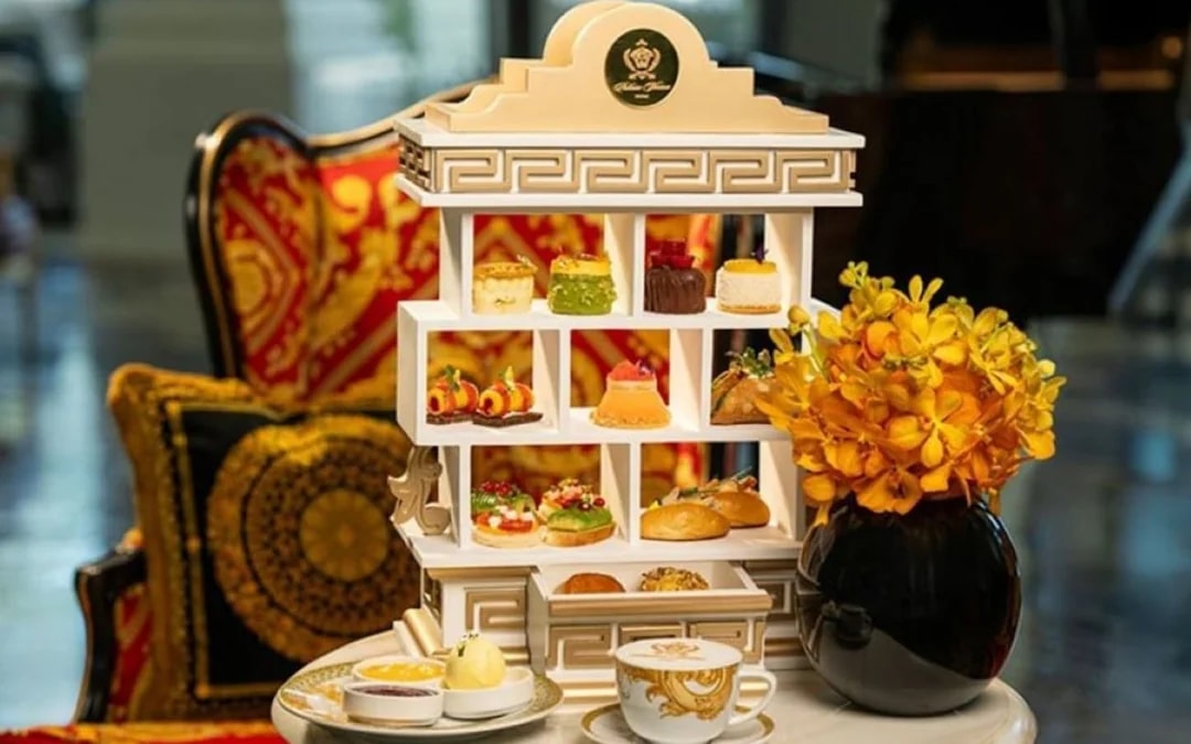 High Tea Experience at Mosaico Lounge with Panoramic Views and Curated Treats Image 3