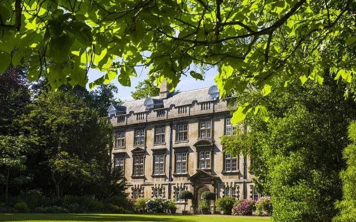 Highlights of Cambridge: Self-Guided City Exploration Game Image 1