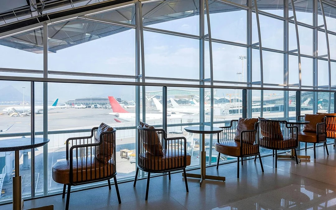Plaza Premium Lounge Access at Hong Kong International Airport: Standard Lounge (Gate 1, 35, and 60) Image 7