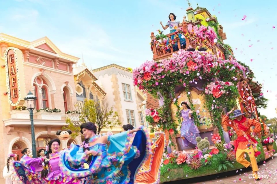 Hong Kong Disneyland Resort Ticket