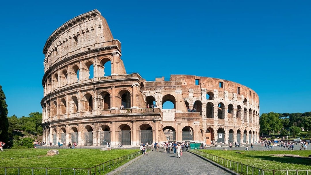 Hosted Entry to Colosseum, Palatine Hill & Roman Forum, Rome