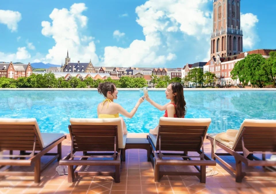 Huis Ten Bosch: Admission Ticket | Nagasaki, Kyushu, Japan