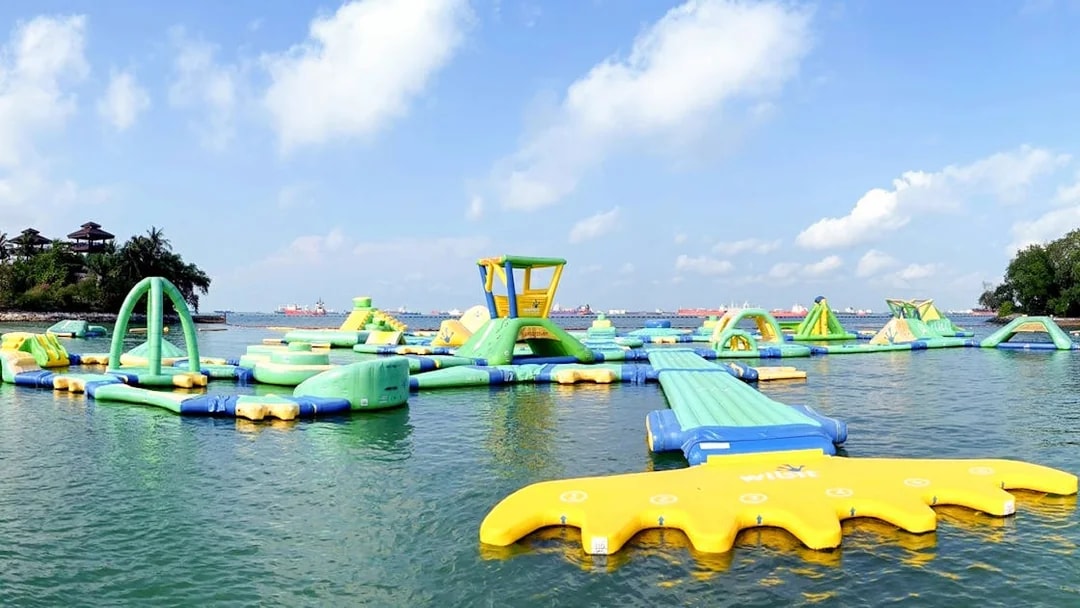 Floating obstacle course at HydroDash Singapore on the water.