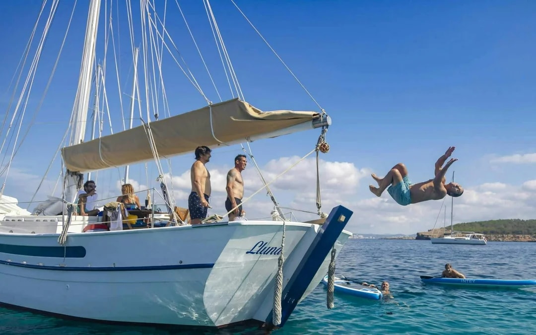 Ibiza Classic Sailboat Cruise with Snorkeling and Tapas Image 2