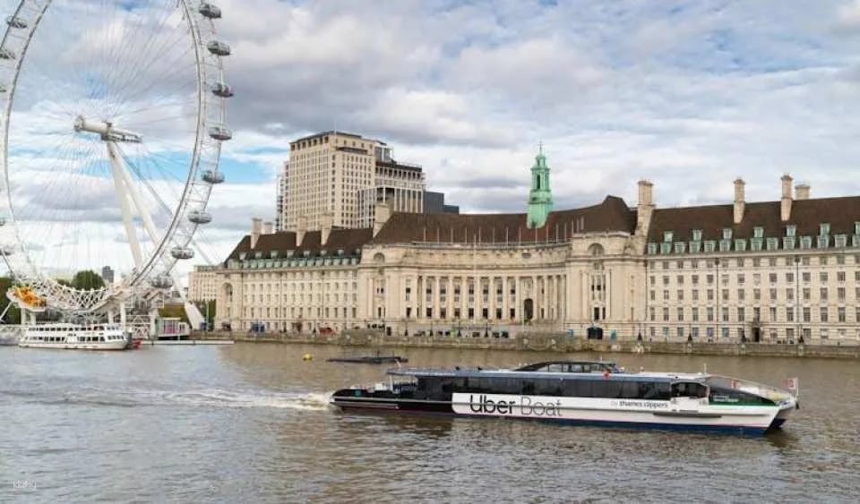IFS Cloud Cable Car ride and Uber Boat by Thames Clippers one-way ticket