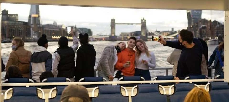 IFS Cloud Cable Car ride and Uber Boat by Thames Clippers one-way ticket