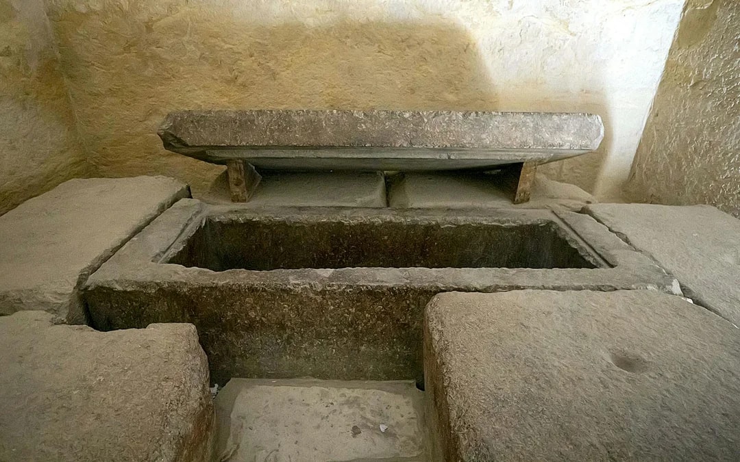 Inside the Pyramid Experience: Giza Complex Skip-the-Line Tickets + Access Inside the Great Pyramid Image 6