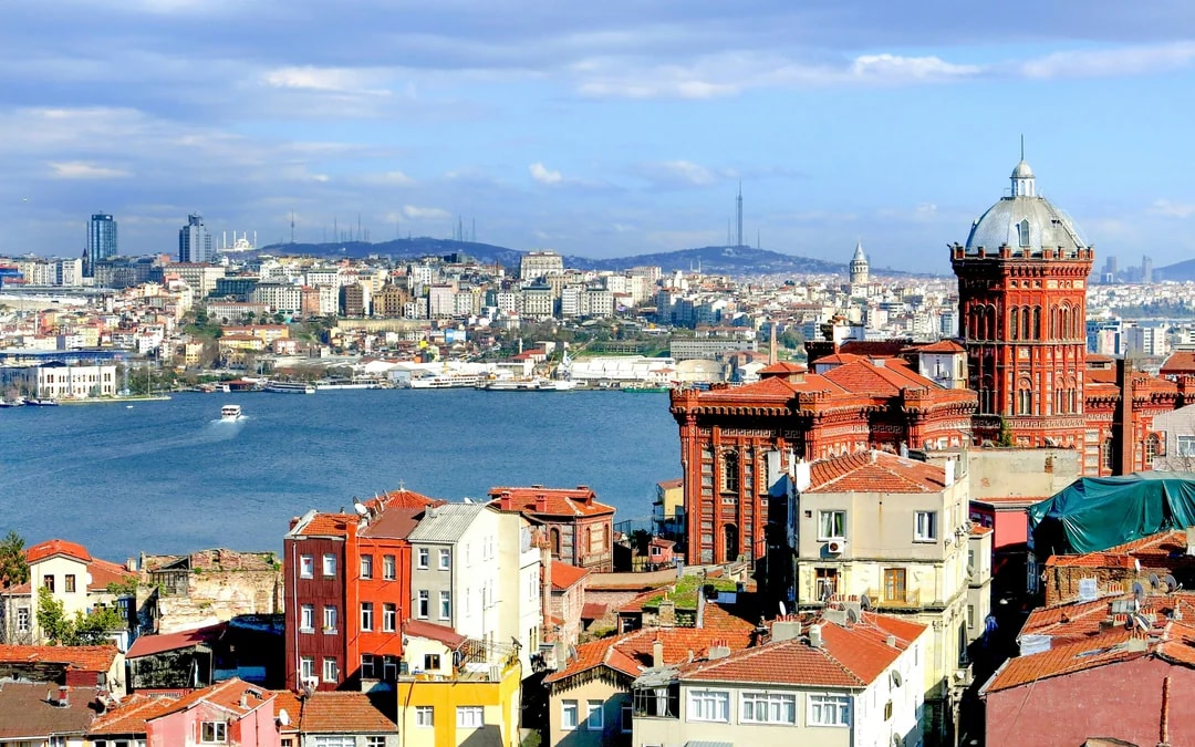 Istanbul: Europe & Asia Tour by Bus with Bosphorus Cruise Image 8